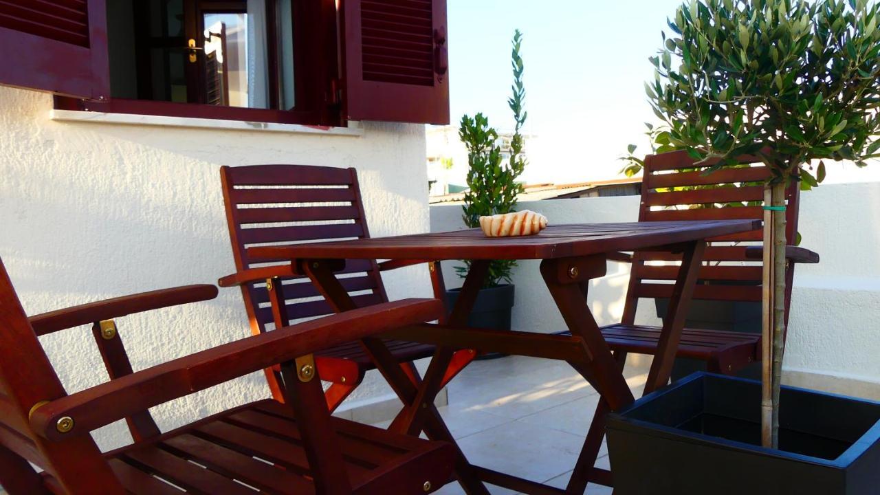 Bed and breakfast Theasis Athènes Extérieur photo