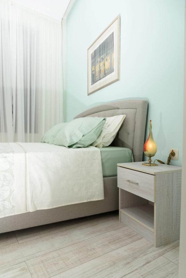 Bed and breakfast Theasis Athènes Extérieur photo