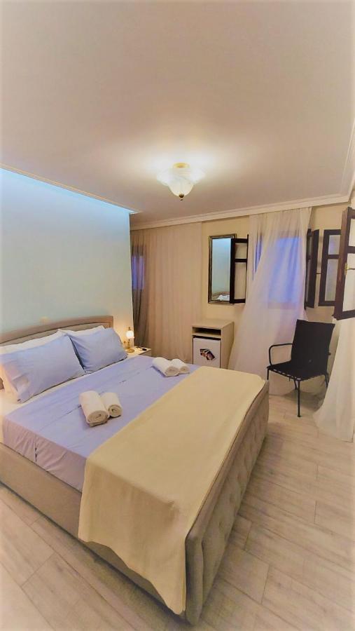 Bed and breakfast Theasis Athènes Extérieur photo