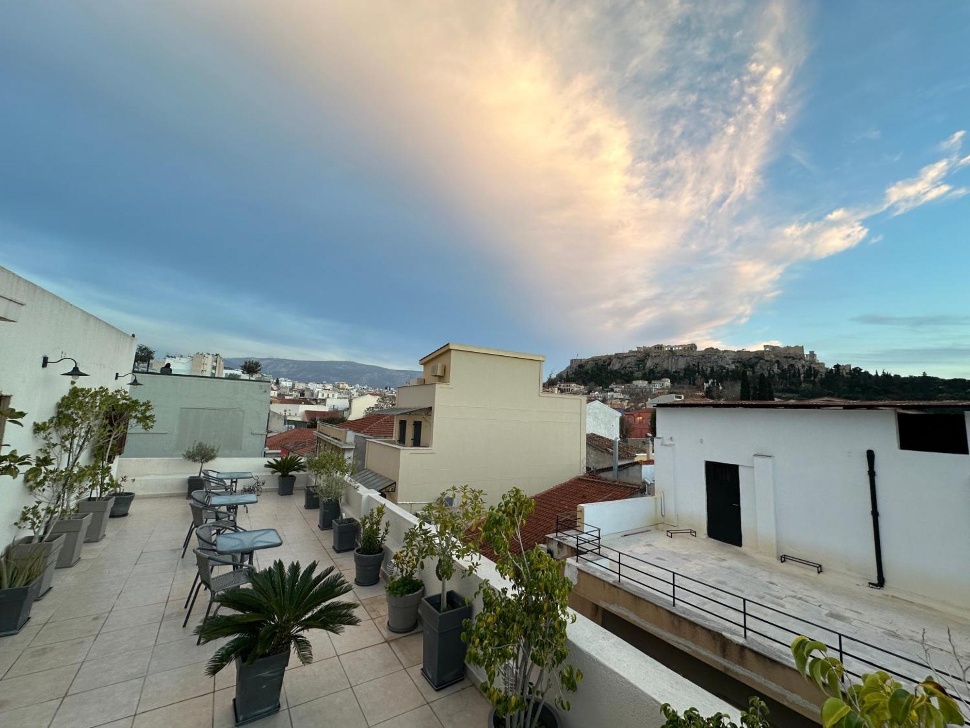 Bed and breakfast Theasis Athènes Extérieur photo